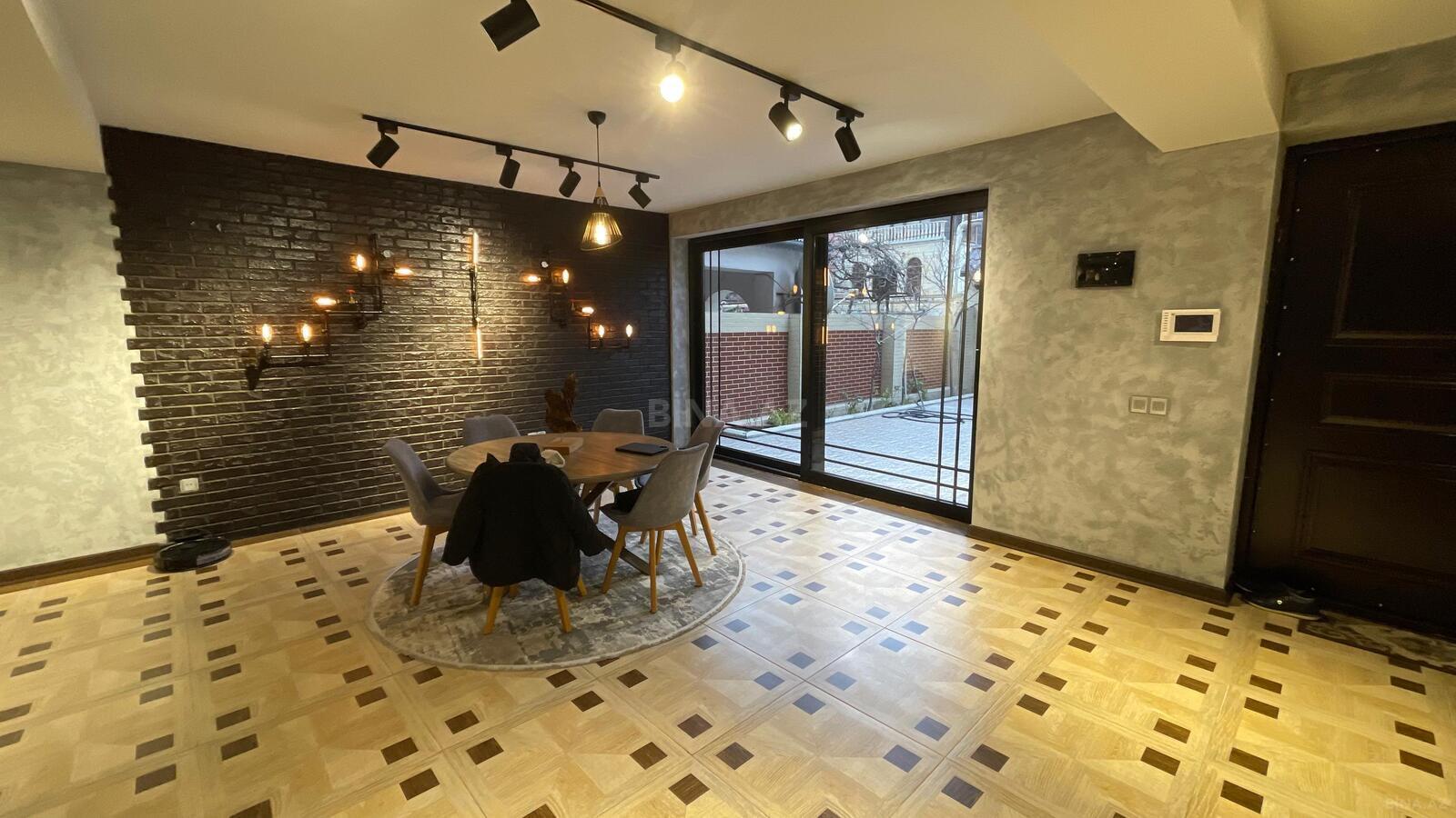 7 otaqlı həyət evi/bağ evi - Nəsimi m. - 400 m² (3)