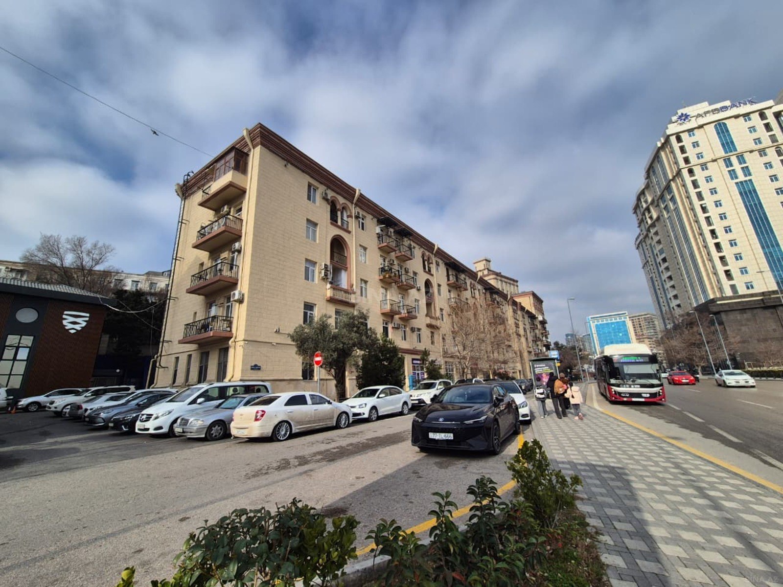 3 otaqlı köhnə tikili - Nizami m. - 105 m² (1)