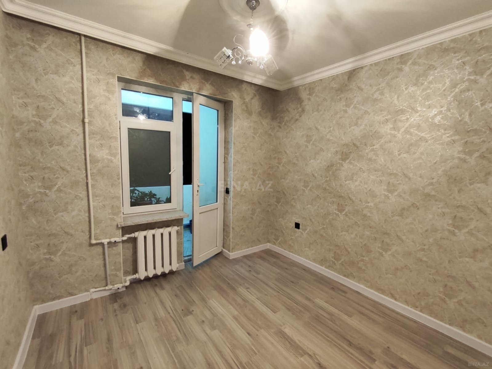 3 otaqlı köhnə tikili - Həzi Aslanov m. - 75 m² (24)