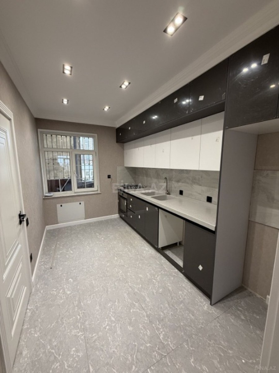 3 otaqlı köhnə tikili - Gənclik m. - 80 m² (10)