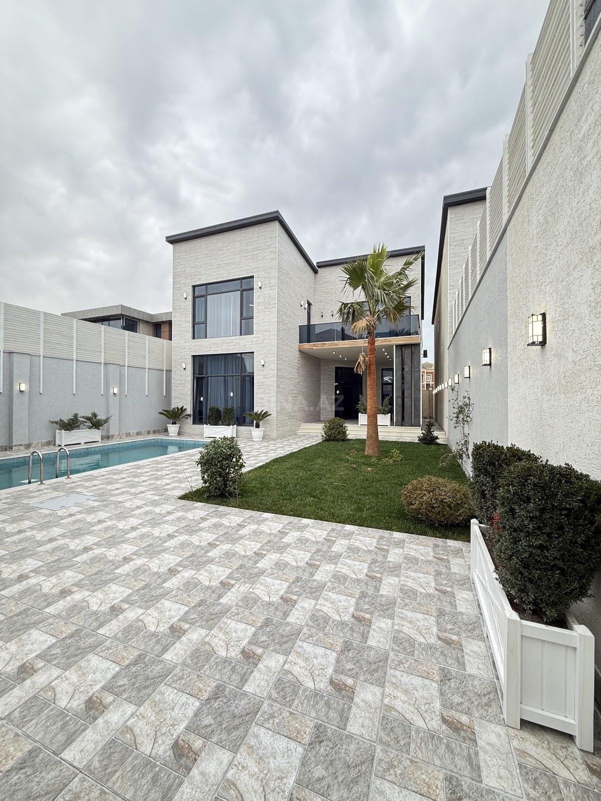 5 otaqlı həyət evi/bağ evi - Mərdəkan q. - 280 m² (6)