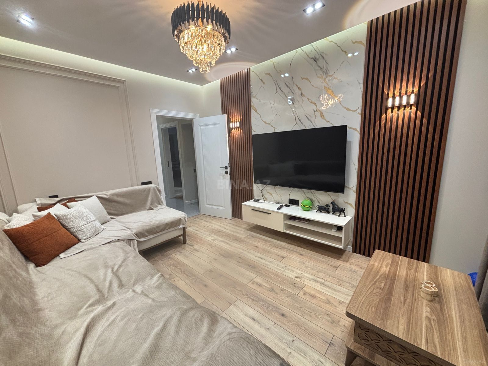5 otaqlı köhnə tikili - İnşaatçılar m. - 130 m² (3)