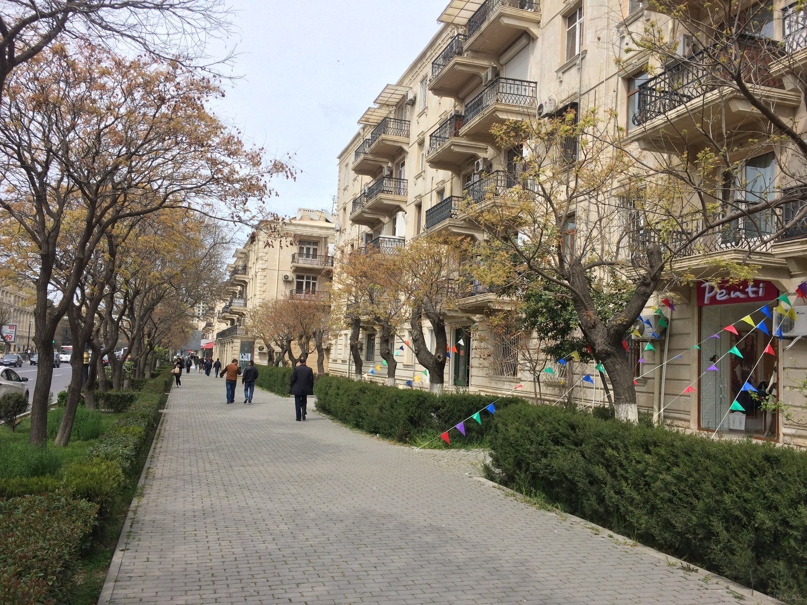 3-комн. вторичка - м. Элмляр Академиясы - 85 м² (1)