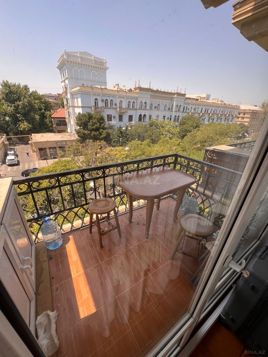 3-комн. вторичка - м. Элмляр Академиясы - 85 м² (9)