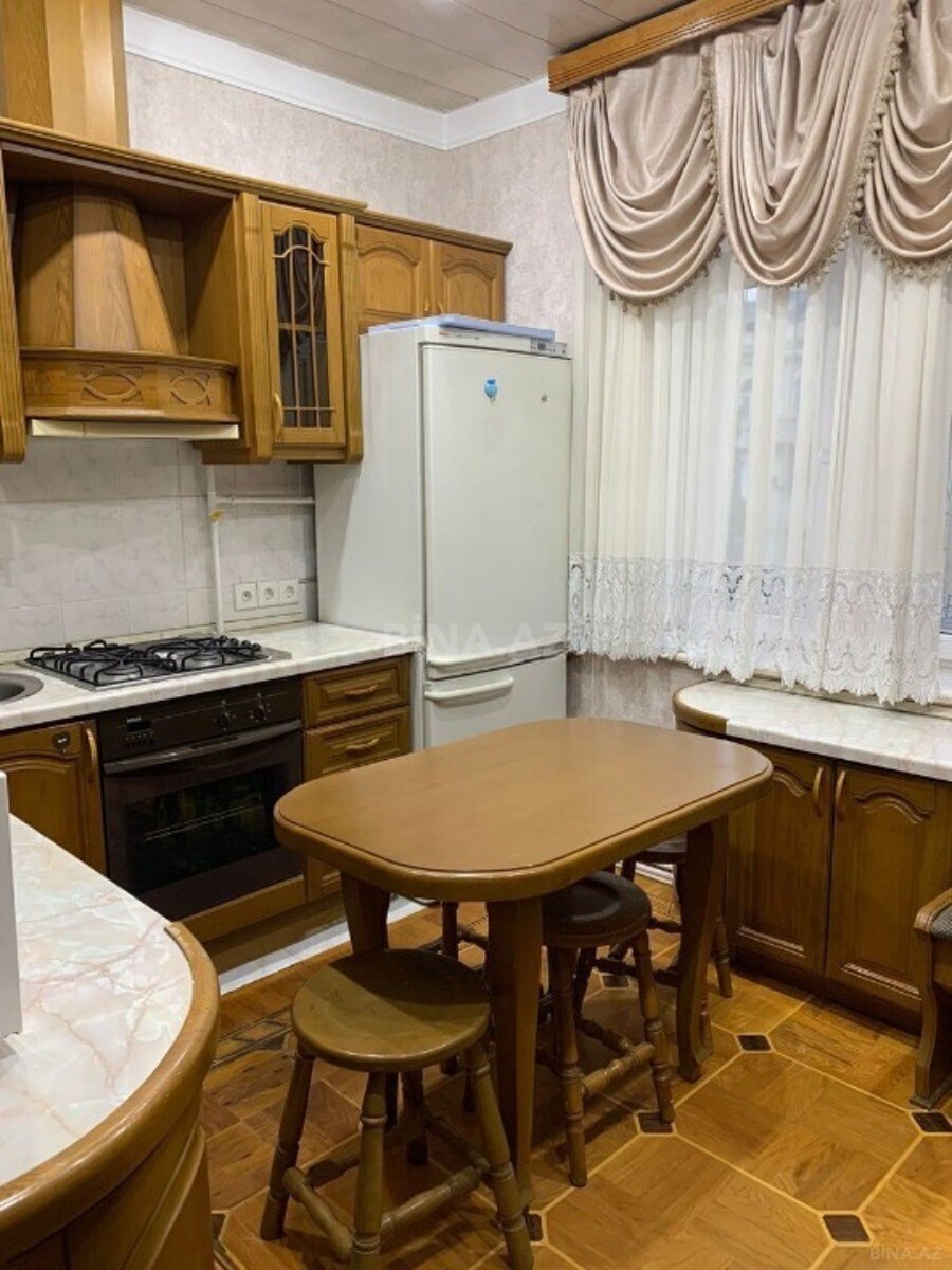 3-комн. вторичка - м. Элмляр Академиясы - 85 м² (21)