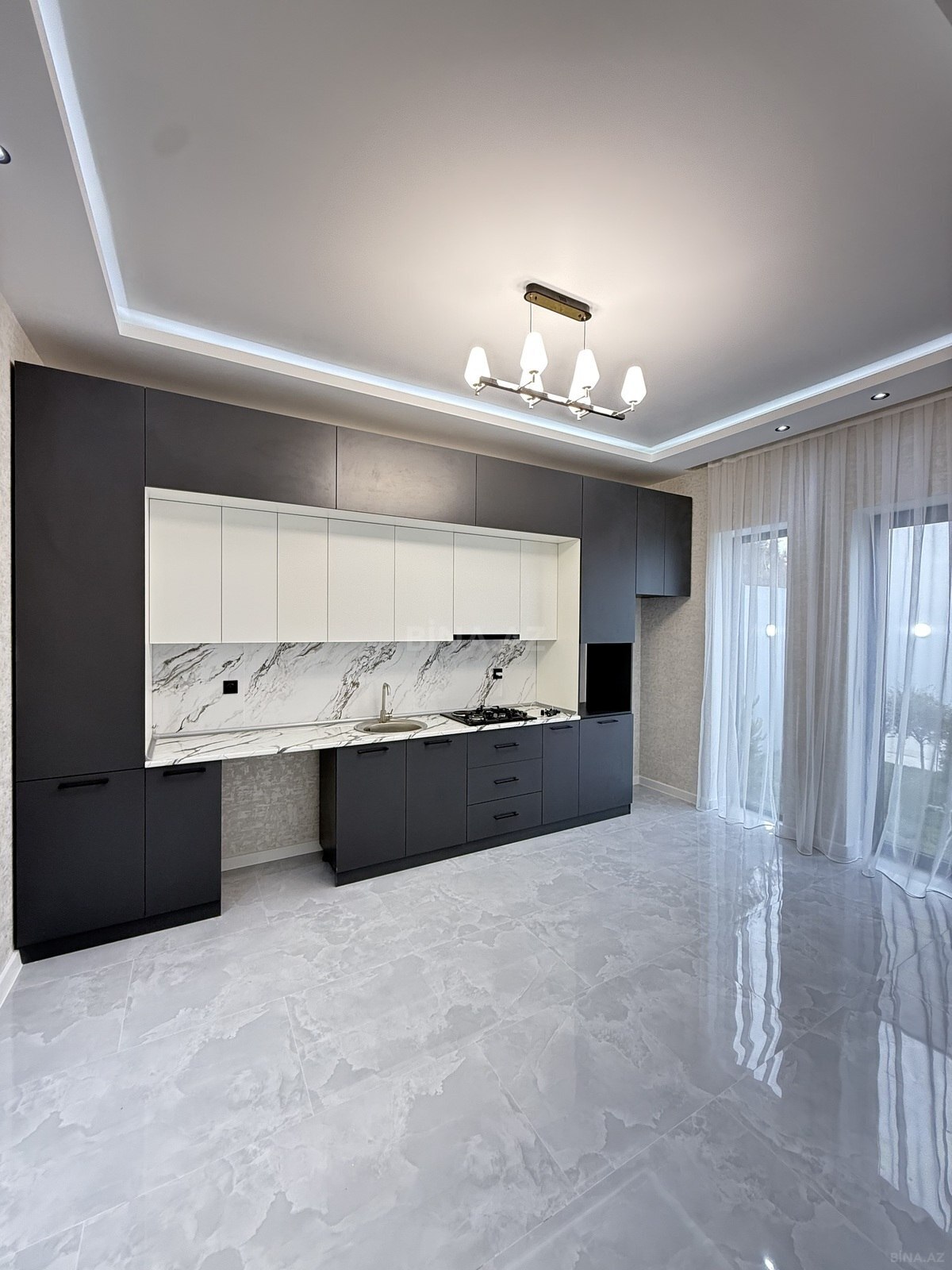 4 otaqlı həyət evi/bağ evi - Şüvəlan q. - 160 m² (15)