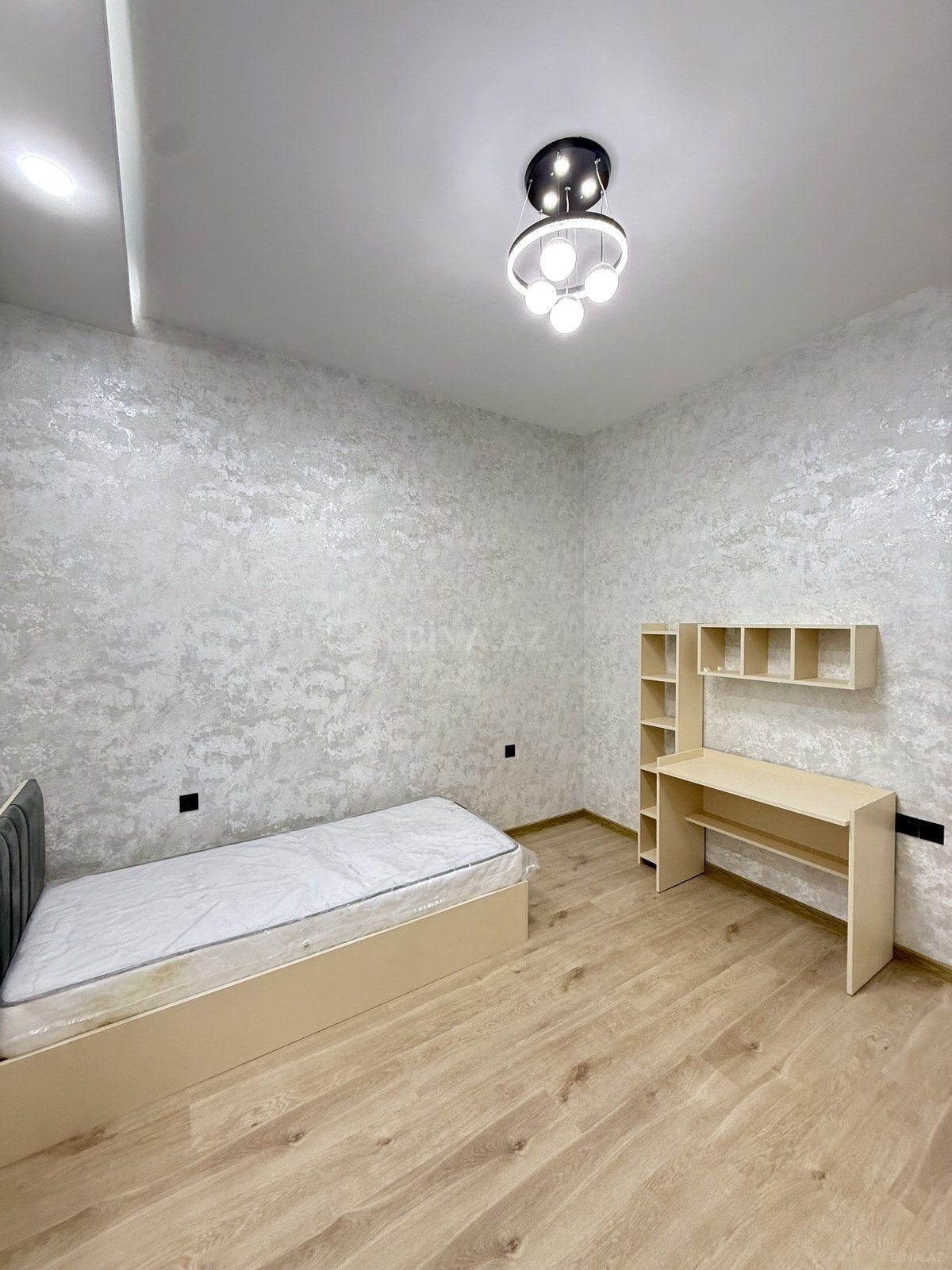 4 otaqlı həyət evi/bağ evi - Şüvəlan q. - 160 m² (19)