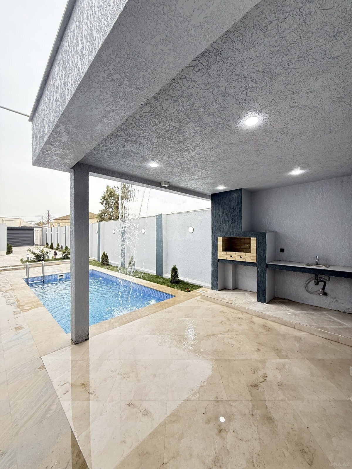 4 otaqlı həyət evi/bağ evi - Şüvəlan q. - 160 m² (4)