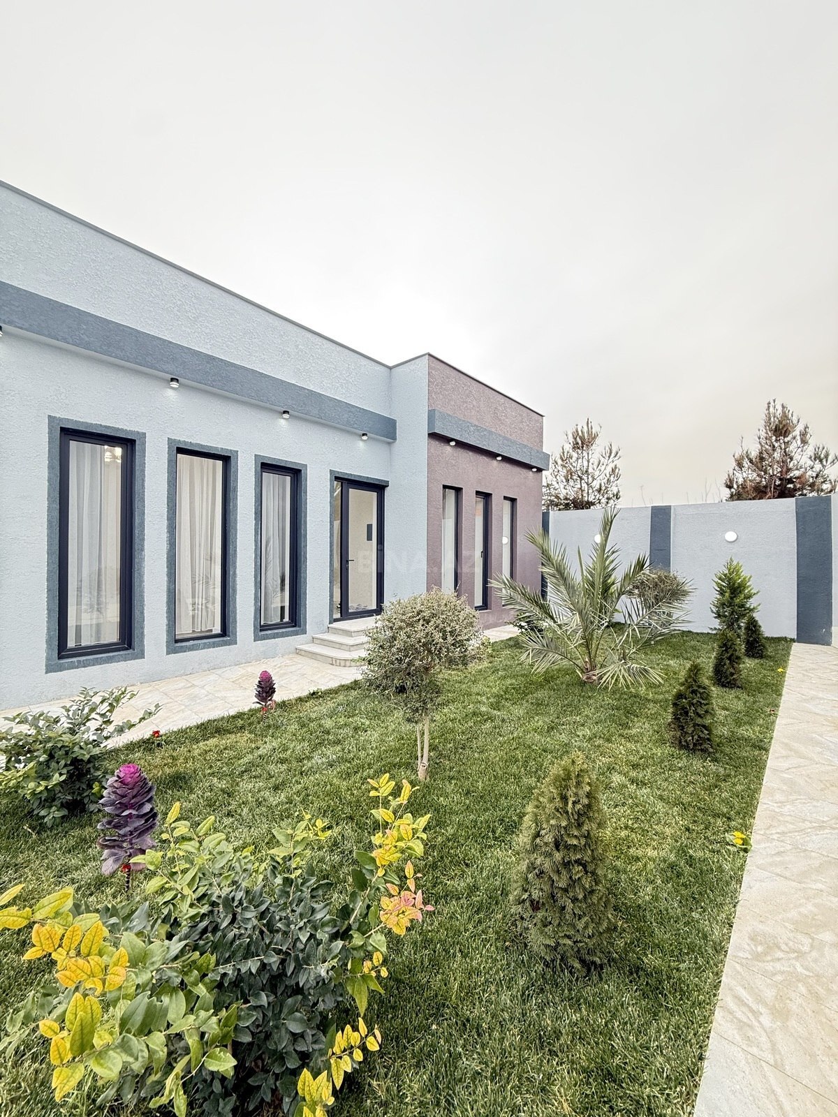 4 otaqlı həyət evi/bağ evi - Şüvəlan q. - 160 m² (6)