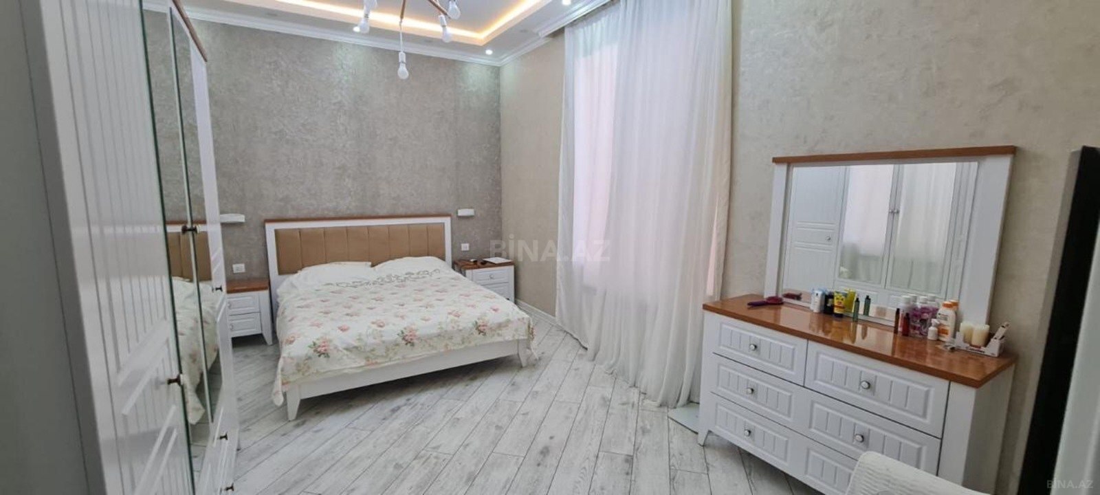 5 otaqlı həyət evi/bağ evi - Mərdəkan q. - 400 m² (25)