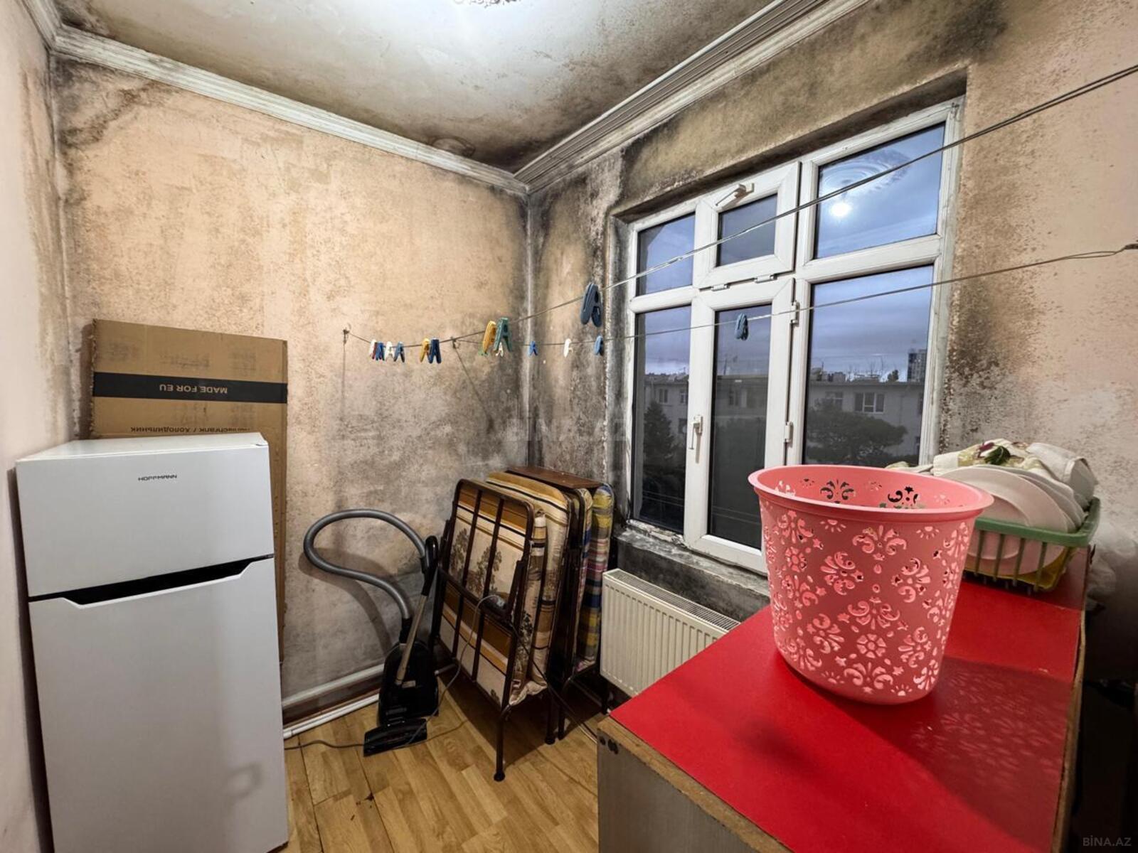 3 otaqlı köhnə tikili - 7-ci mikrorayon q. - 55 m² (10)