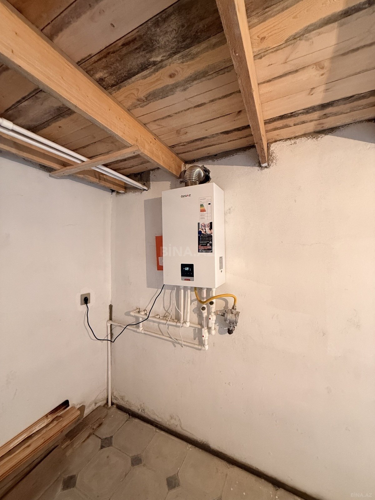 6-комн. дом/дача - пос. Бина - 240 м² (18)