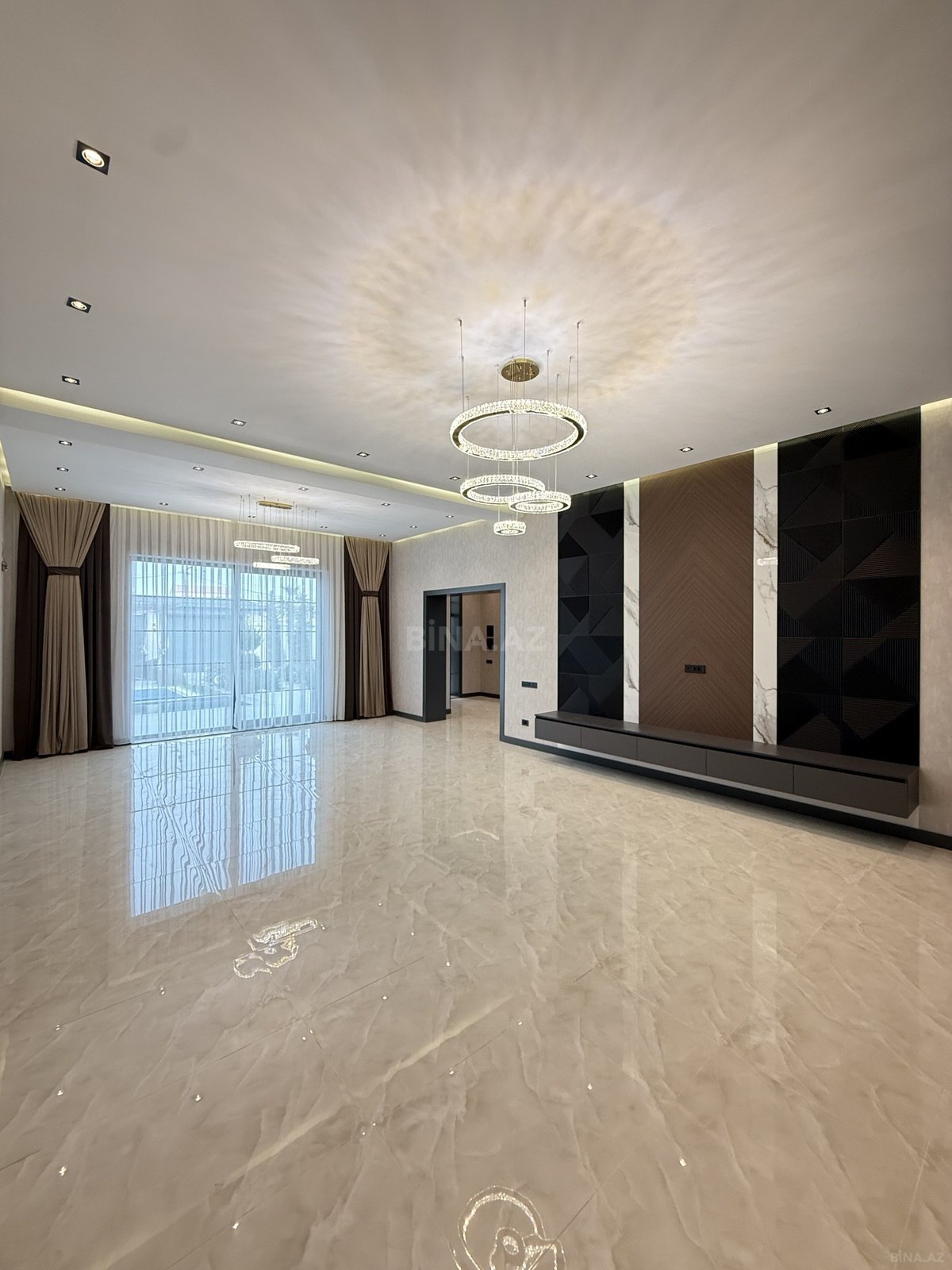 6 otaqlı həyət evi/bağ evi - Şüvəlan q. - 400 m² (14)