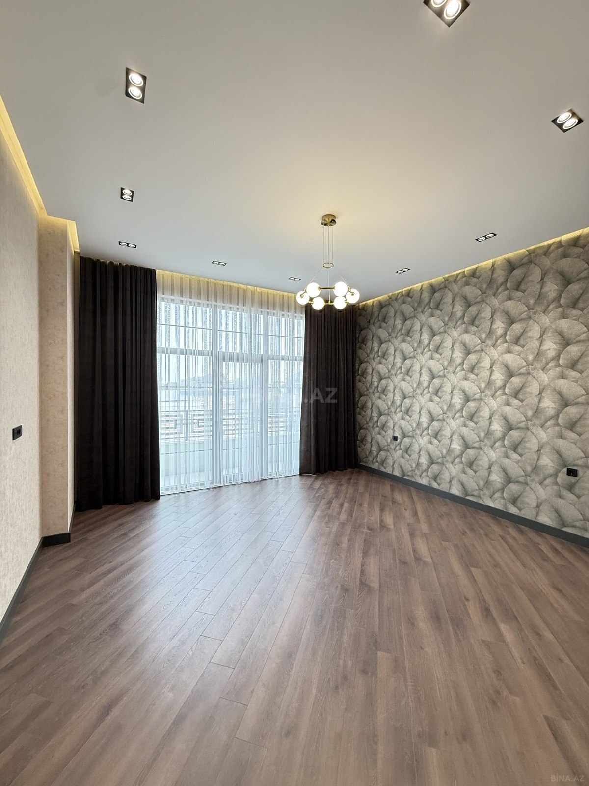 6 otaqlı həyət evi/bağ evi - Şüvəlan q. - 400 m² (26)