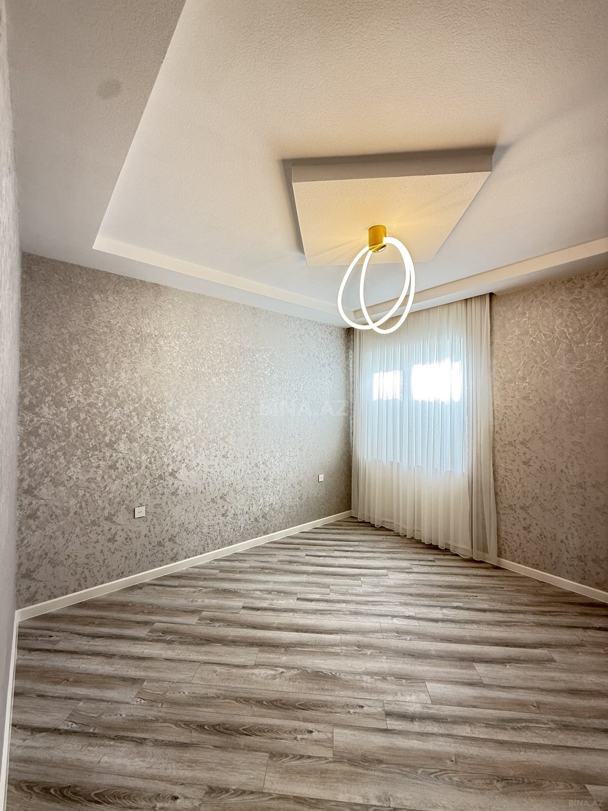 4 otaqlı həyət evi/bağ evi - Şüvəlan q. - 170 m² (19)