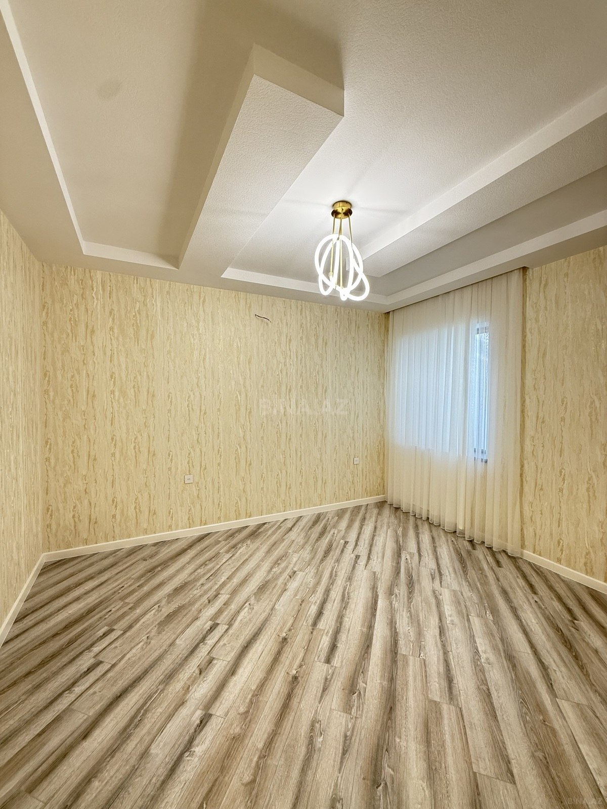 4 otaqlı həyət evi/bağ evi - Şüvəlan q. - 170 m² (17)