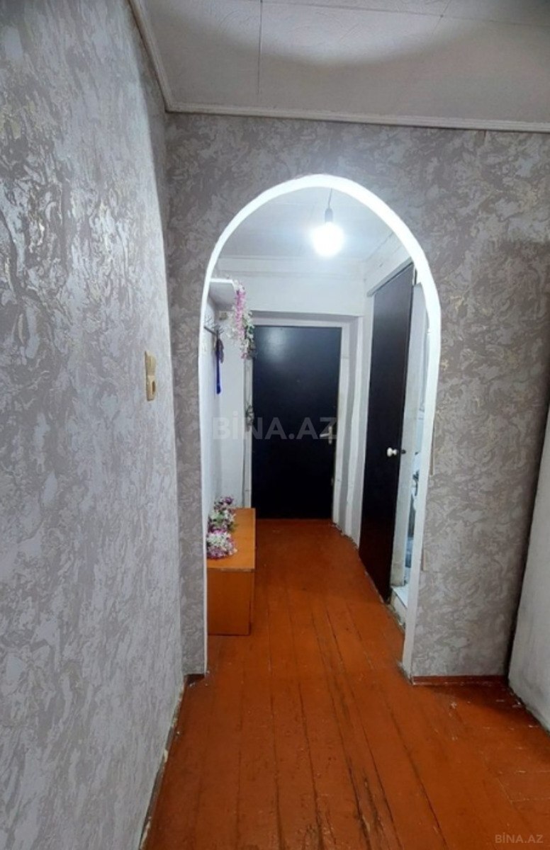 1 otaqlı köhnə tikili - İnşaatçılar m. - 40 m² (3)