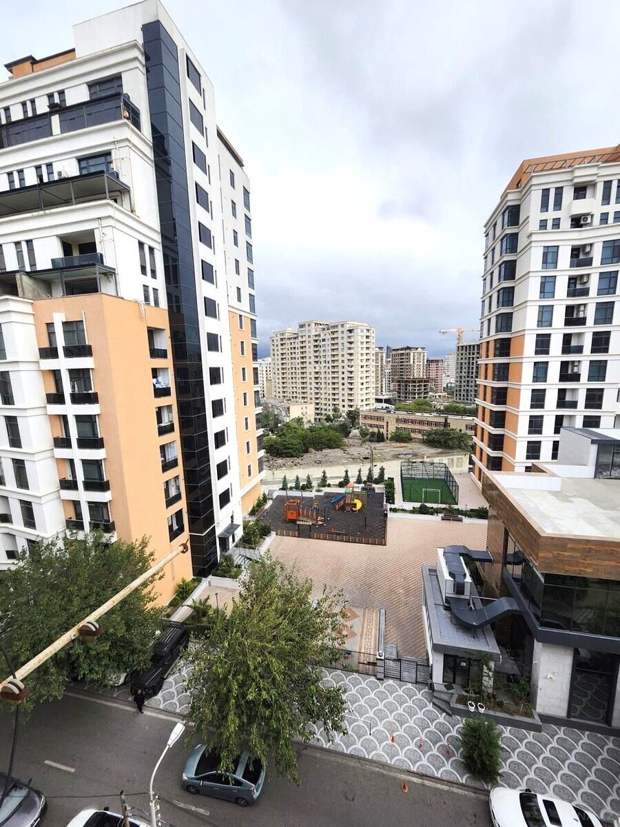 3 otaqlı köhnə tikili - 28 May m. - 80 m² (1)