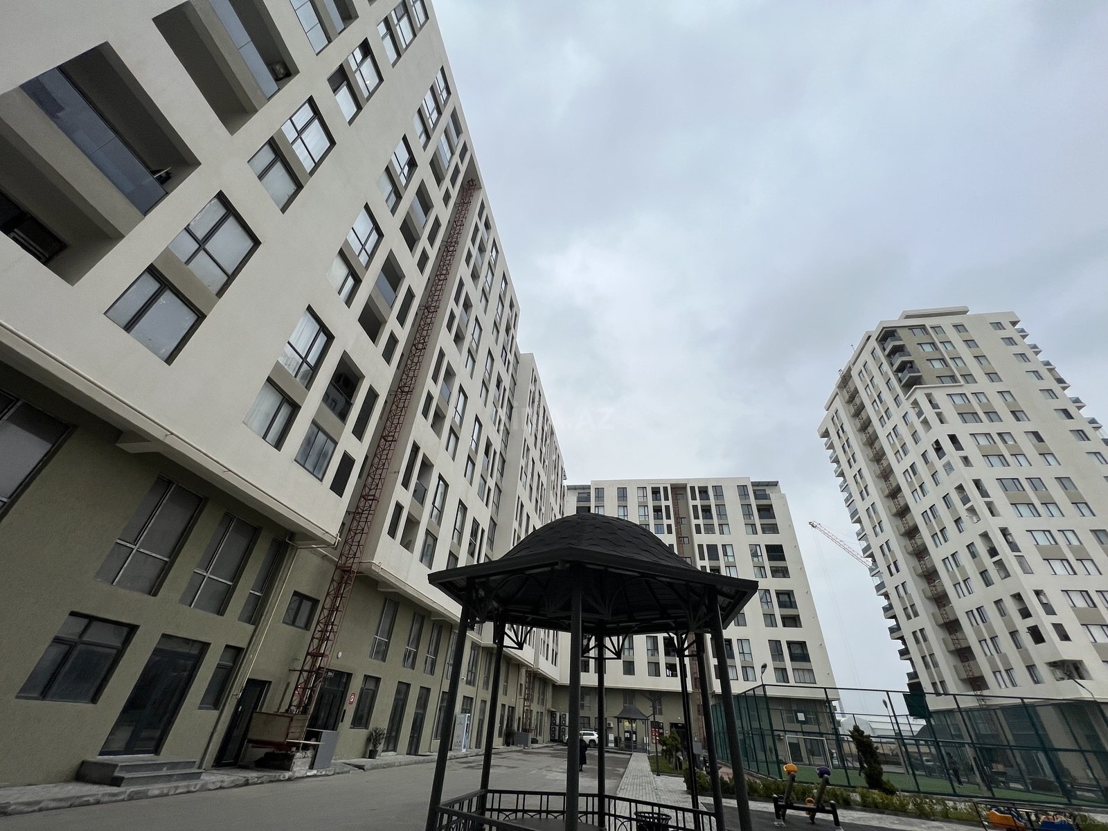 4 otaqlı yeni tikili - 7-ci mikrorayon q. - 146.3 m² (4)