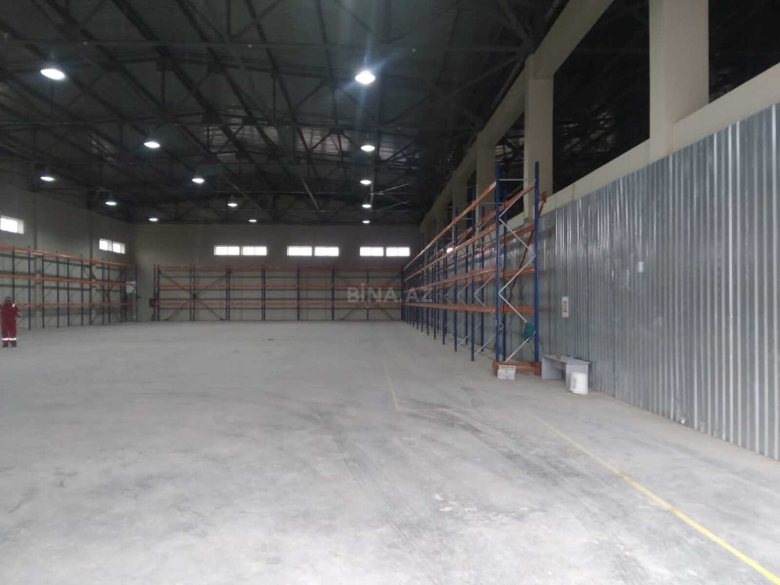 Obyekt - Lökbatan q. - 1200 m² (3)
