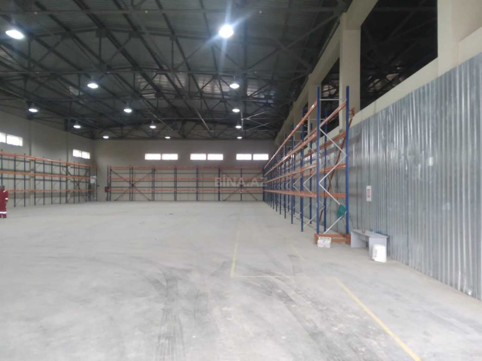 Obyekt - Lökbatan q. - 1200 m² (9)
