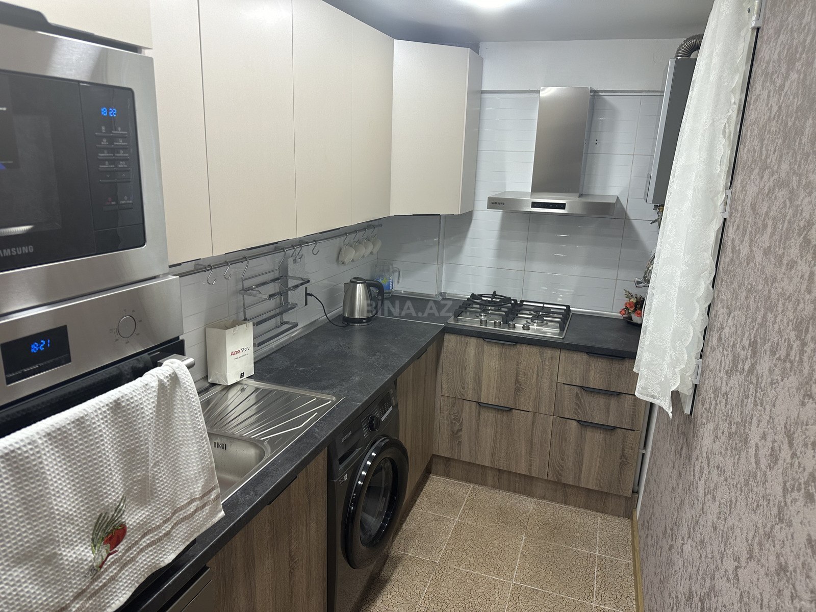 4 otaqlı köhnə tikili - Şah İsmayıl Xətai m. - 70 m² (28)