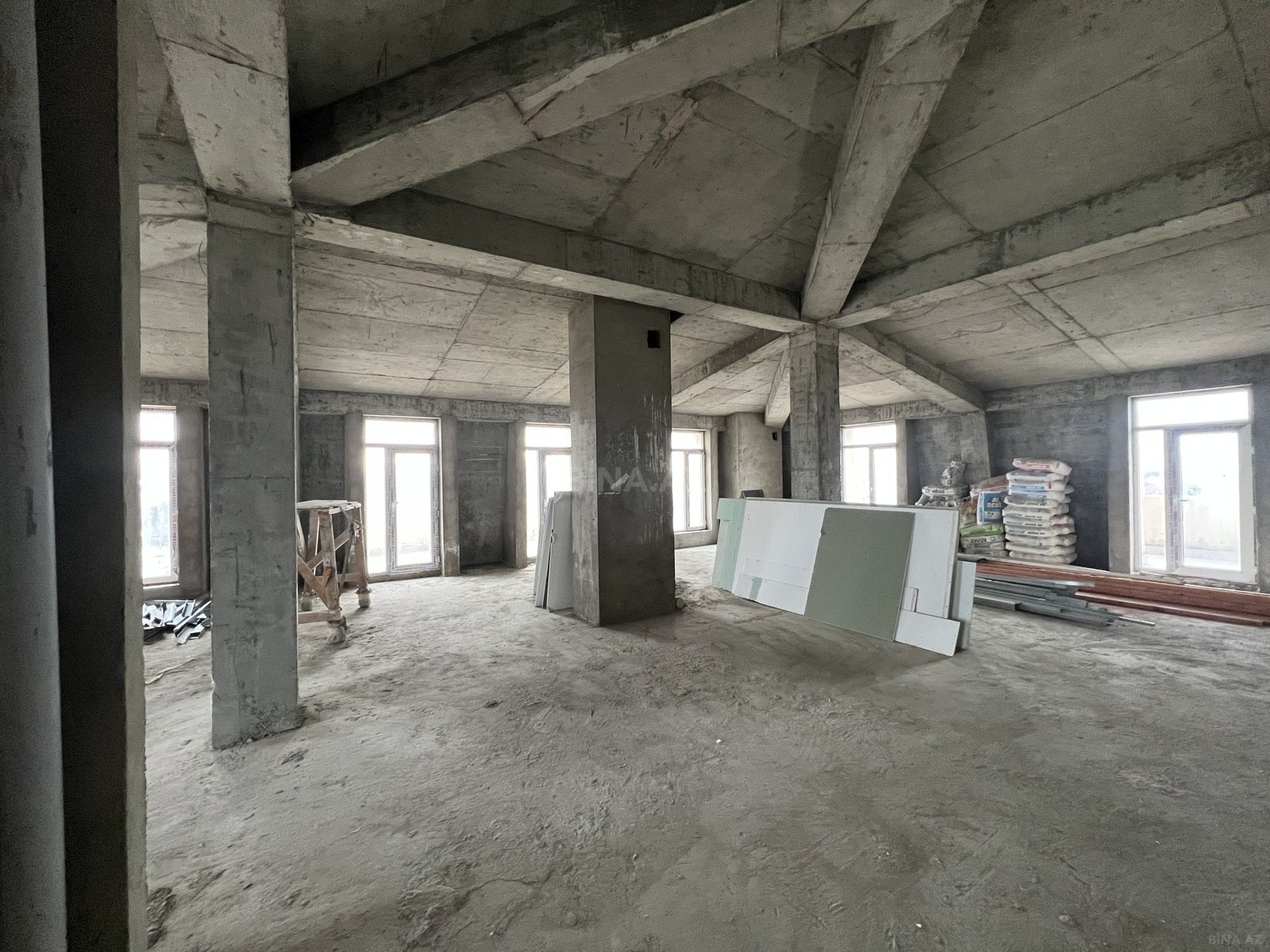 4 otaqlı yeni tikili - Bakıxanov q. - 160 m² (10)