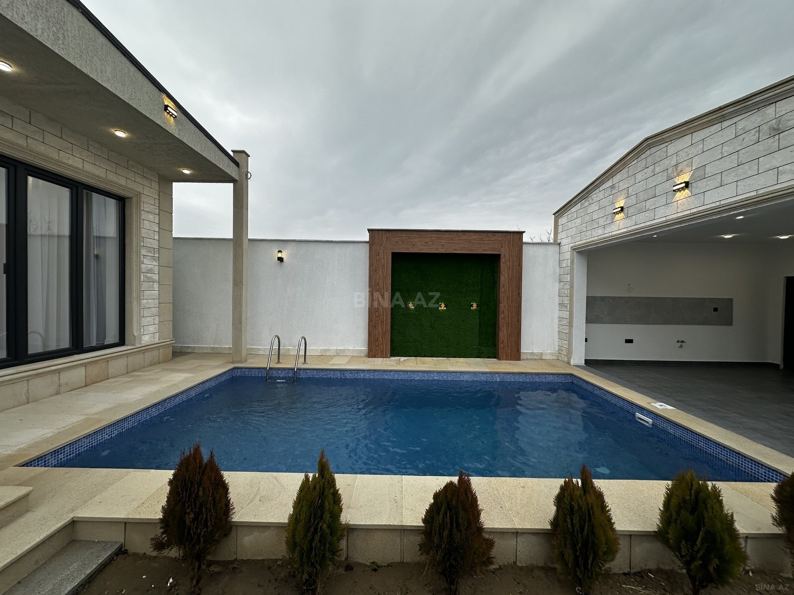 4 otaqlı həyət evi/bağ evi - Şüvəlan q. - 180 m² (3)