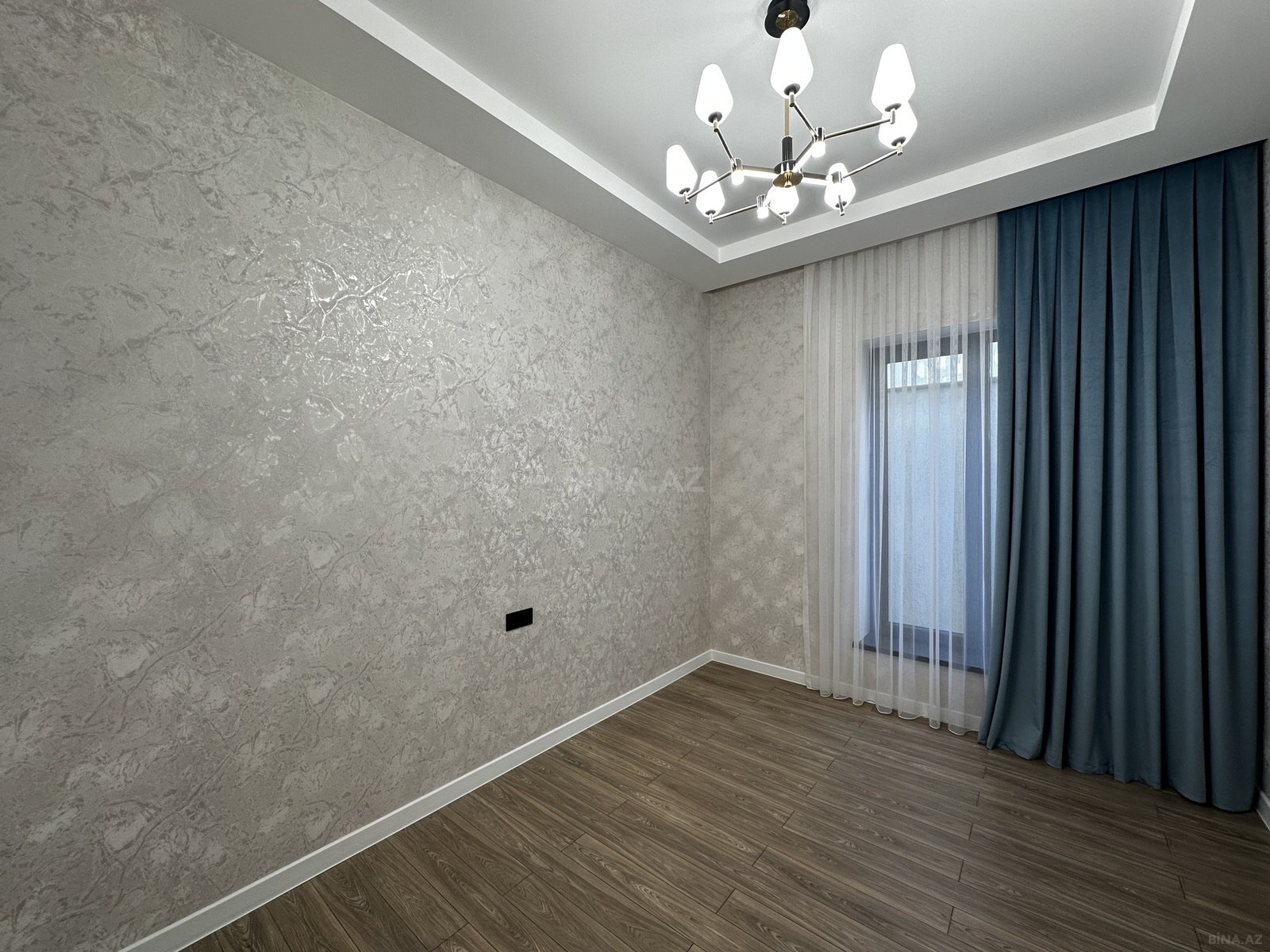 4 otaqlı həyət evi/bağ evi - Şüvəlan q. - 180 m² (17)