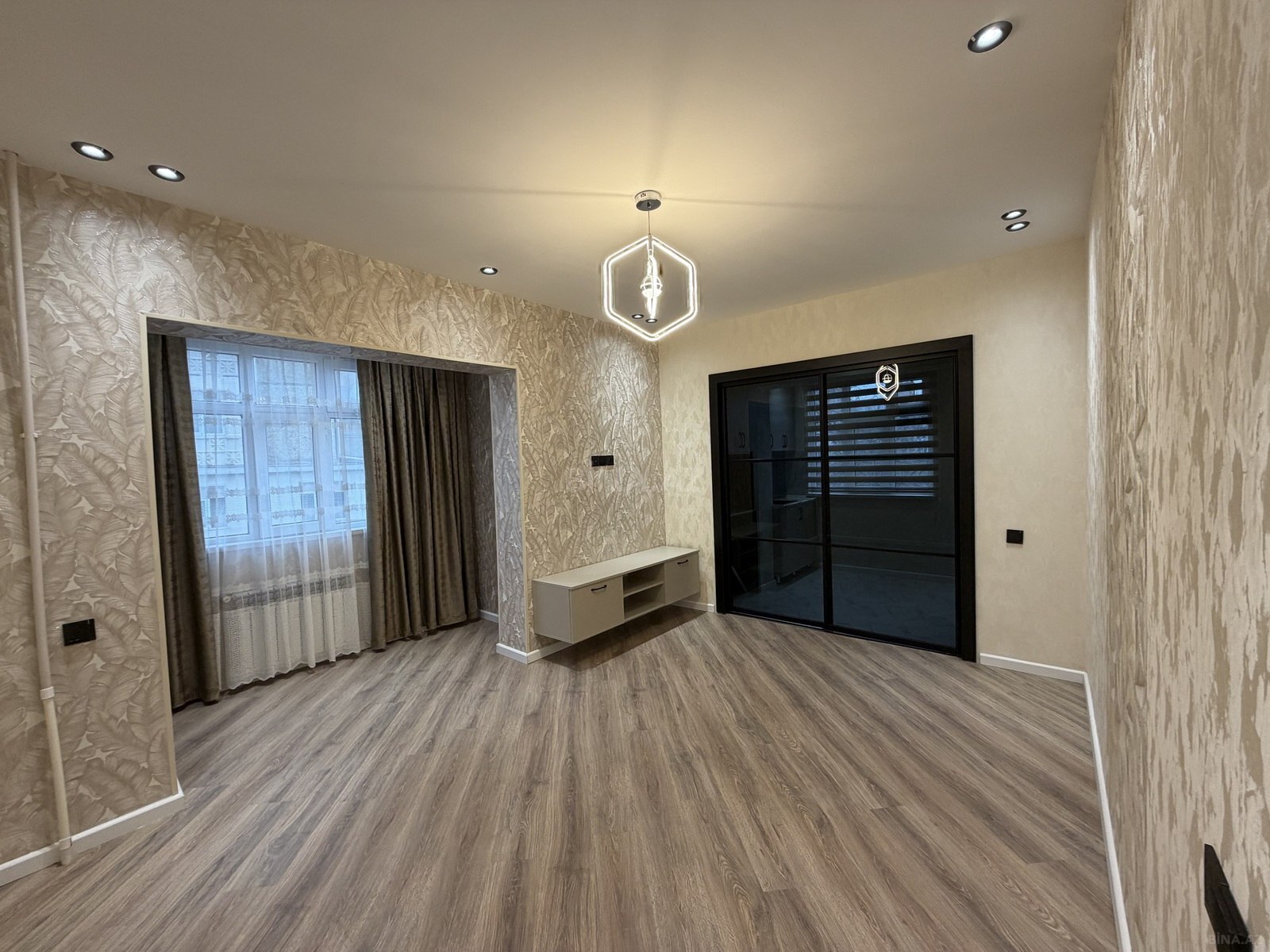 2 otaqlı köhnə tikili - Köhnə Günəşli q. - 42 m² (1)