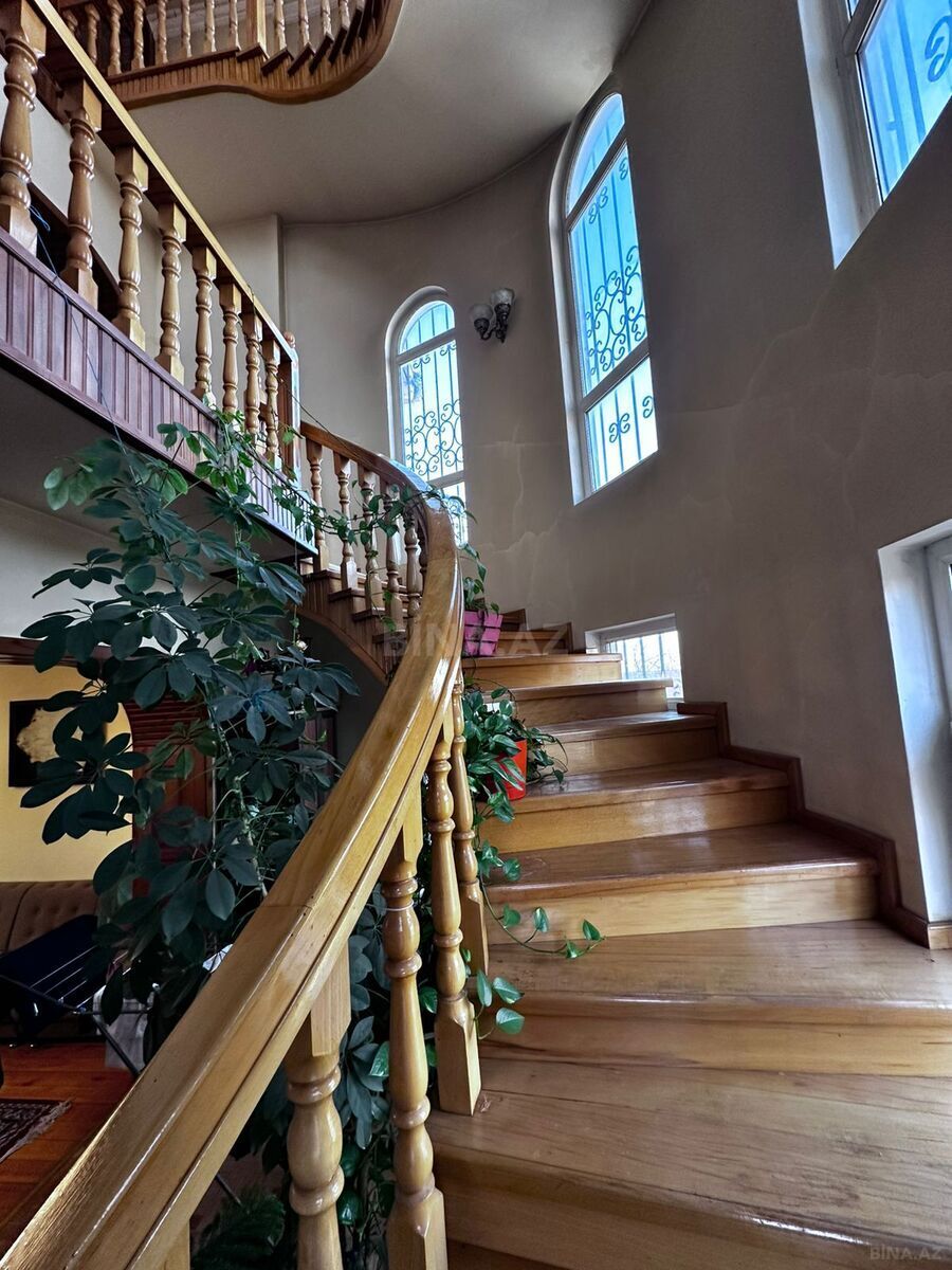 8 otaqlı həyət evi/bağ evi - Novxanı q. - 345 m² (27)