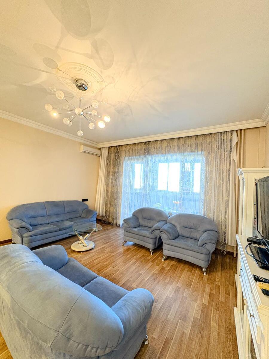 3 otaqlı yeni tikili - Elmlər Akademiyası m. - 150 m² (4)
