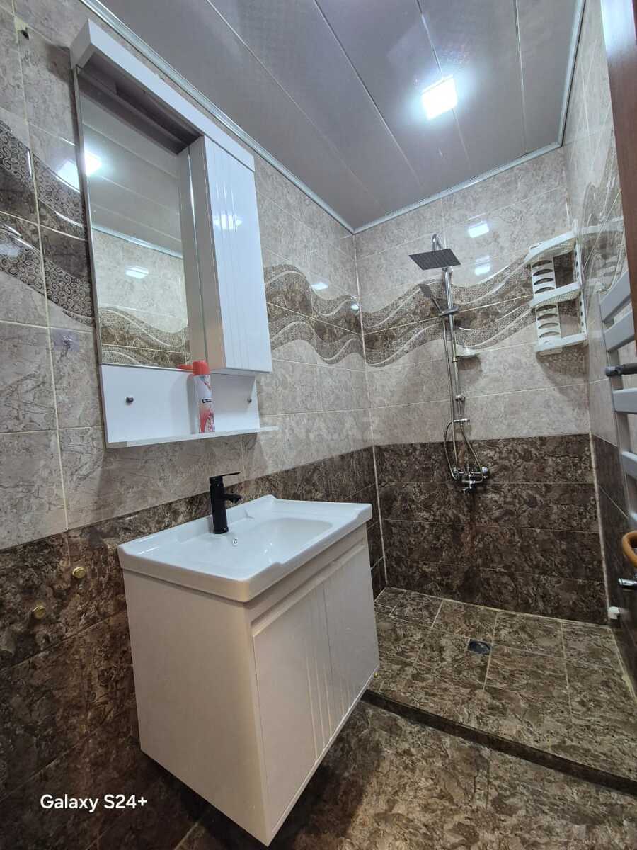 2 otaqlı köhnə tikili - İnşaatçılar m. - 70 m² (13)