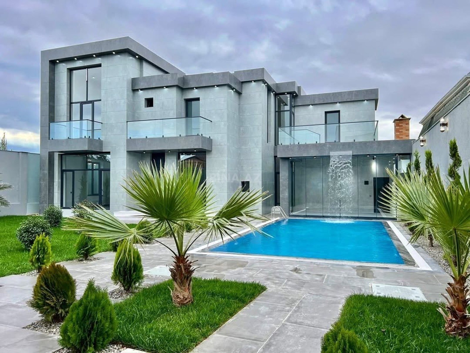 5 otaqlı həyət evi/bağ evi - Mərdəkan q. - 300 m² (1)