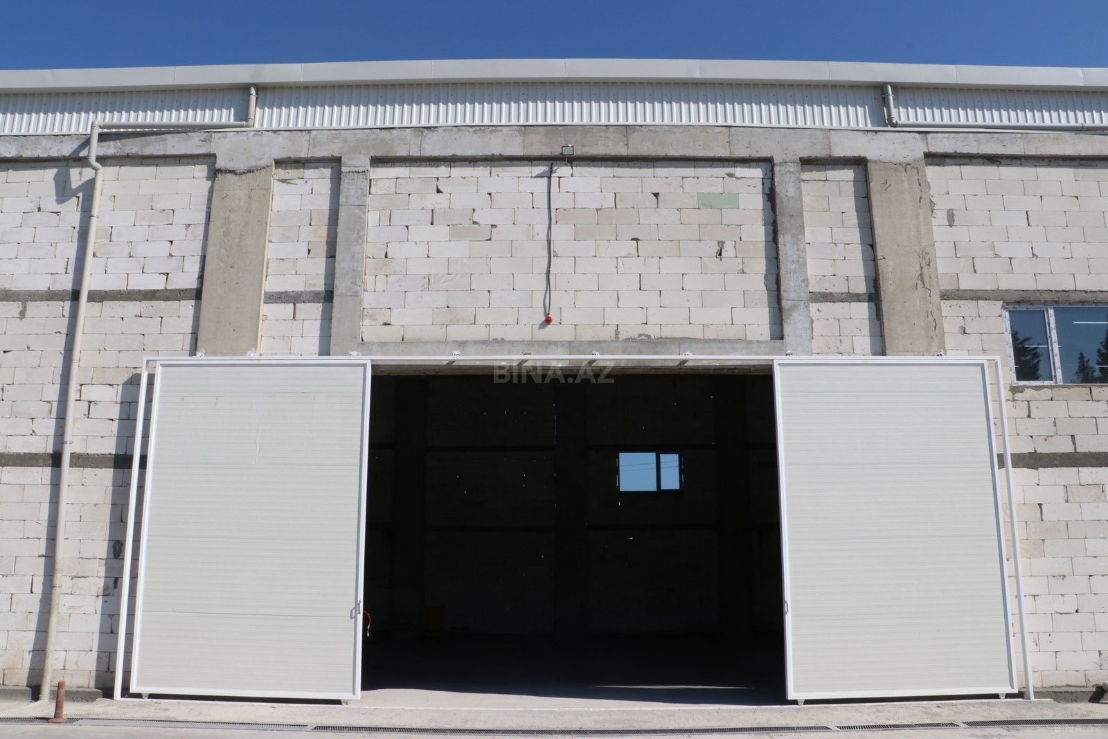Obyekt - Dərnəgül m. - 2800 m² (3)