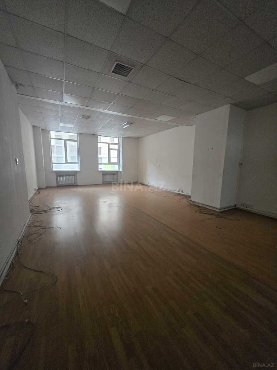 20-комн. офис - Насиминский  р. - 1600 м² (23)