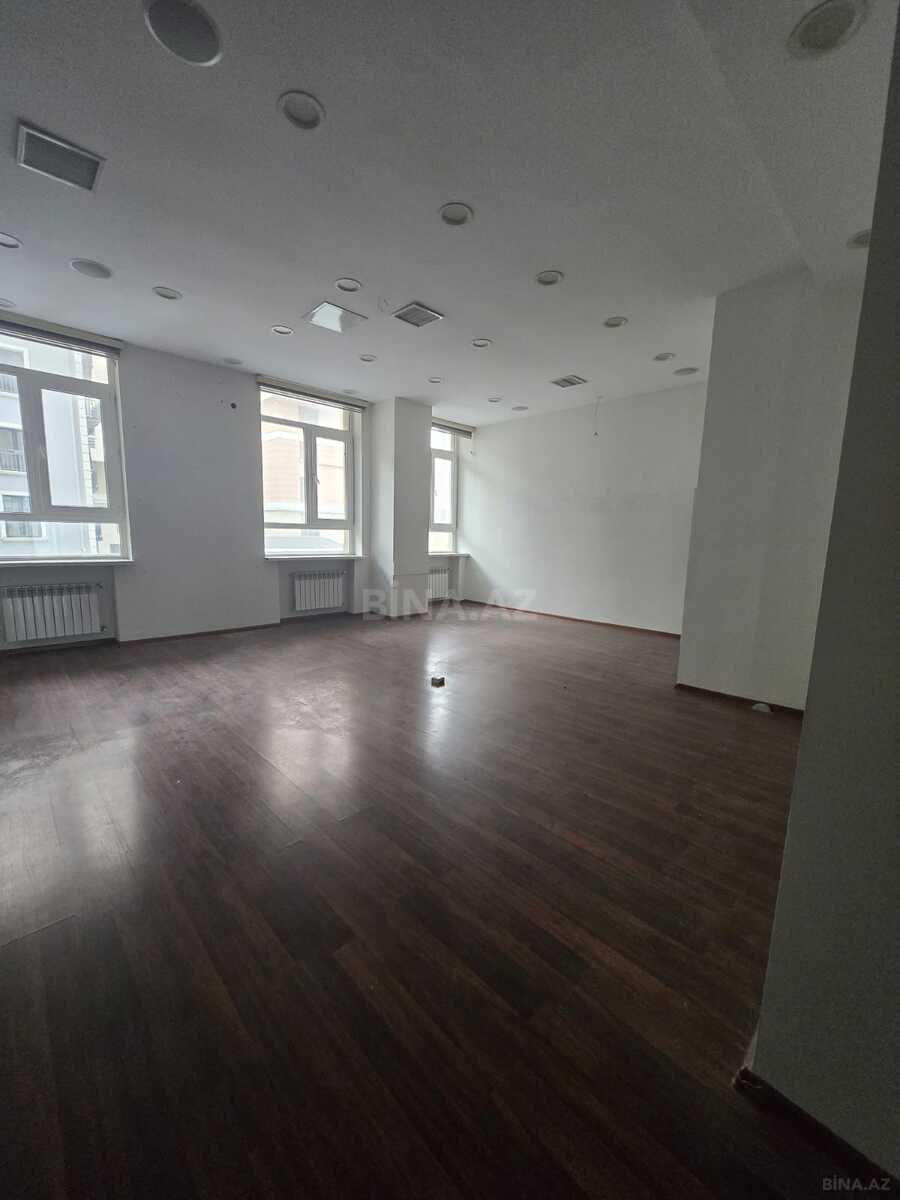 20-комн. офис - Насиминский  р. - 1600 м² (24)