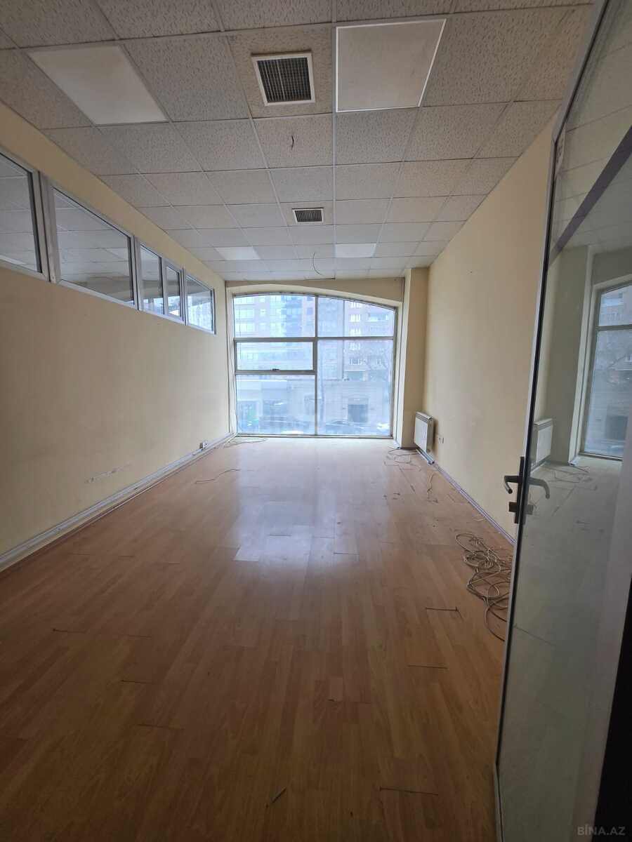 20-комн. офис - Насиминский  р. - 1600 м² (27)
