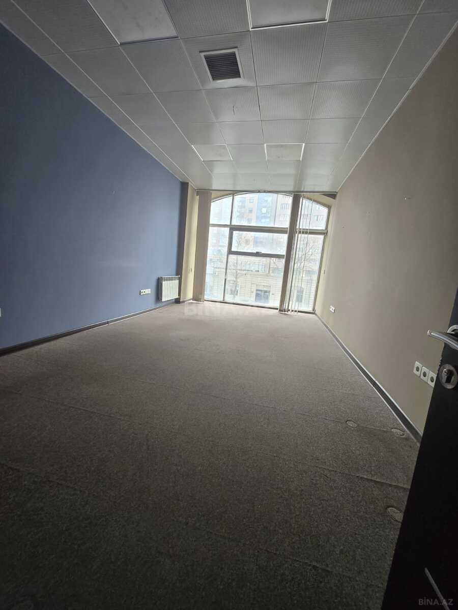 20-комн. офис - Насиминский  р. - 1600 м² (11)