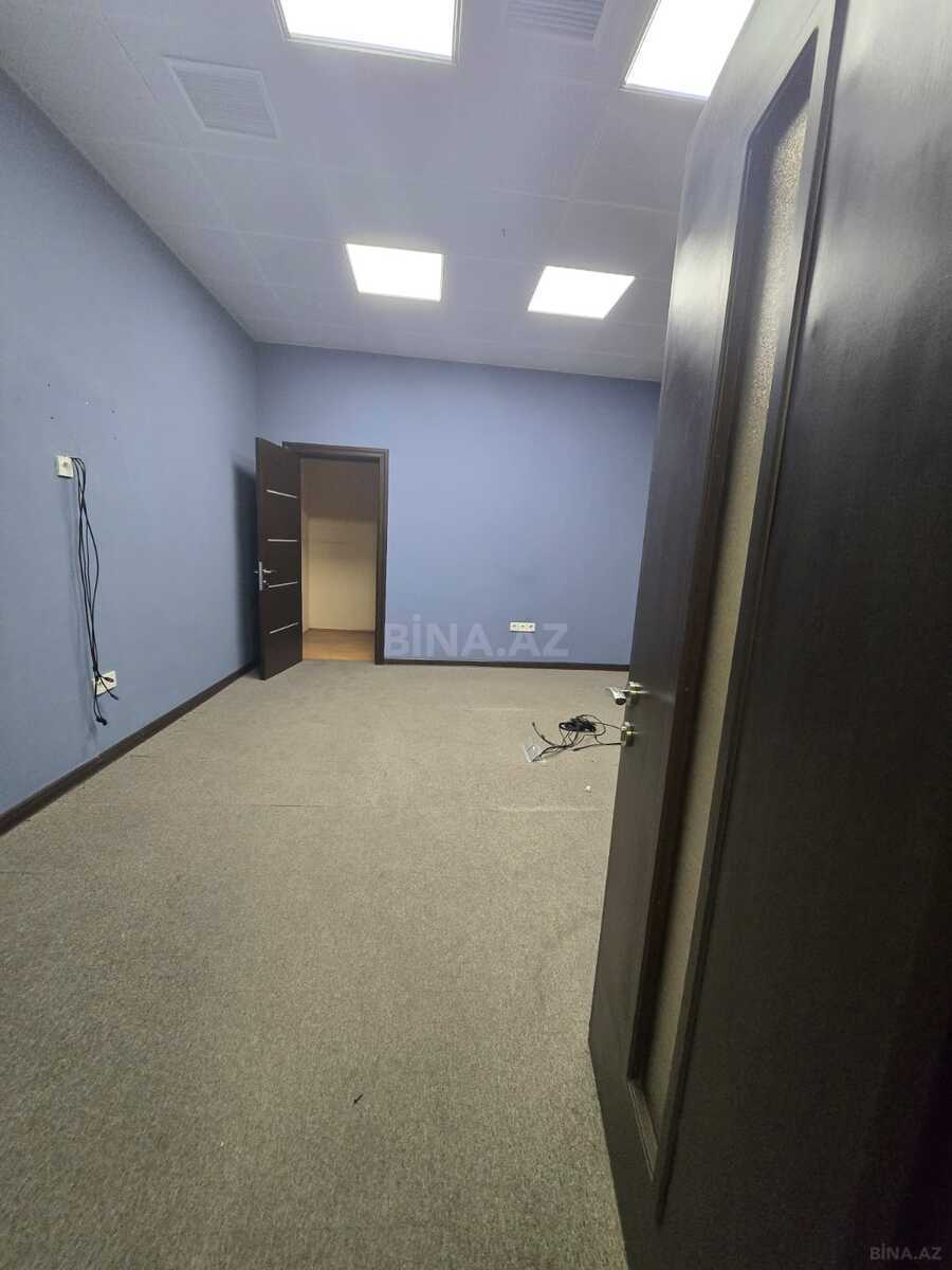 20-комн. офис - Насиминский  р. - 1600 м² (12)