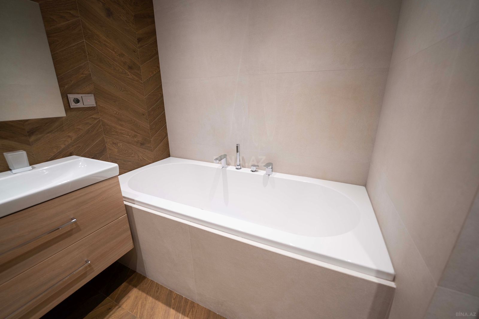 4 otaqlı yeni tikili - Bayıl q. - 288.3 m² (4)