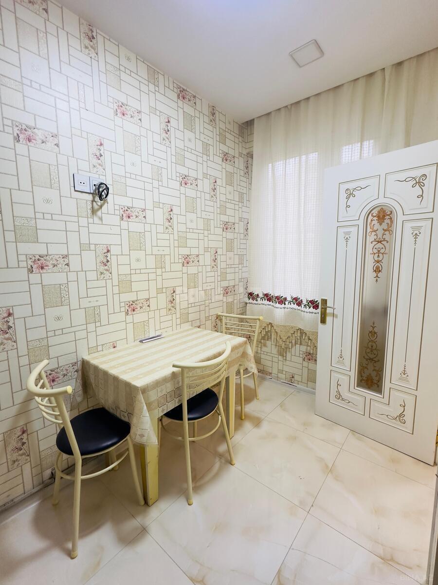 3-комн. новостройка - м. 8 ноября - 110 м² (15)