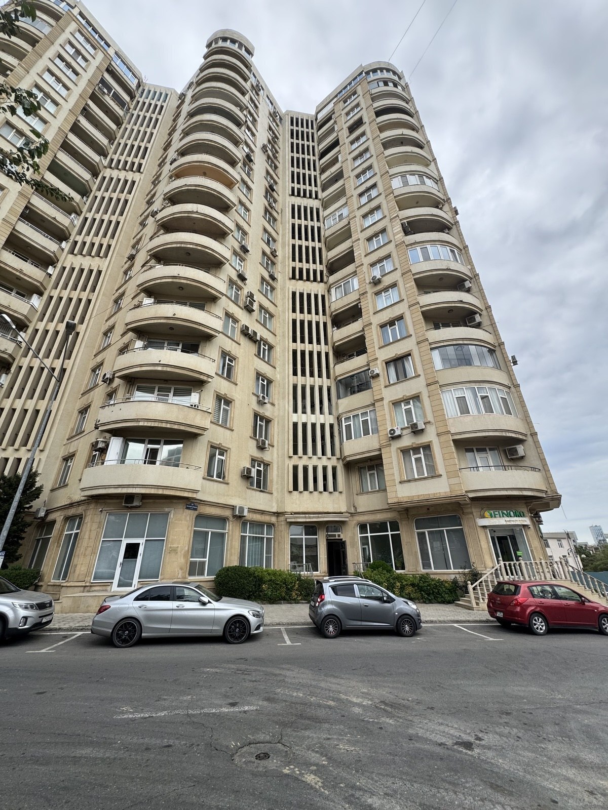 Obyekt - Elmlər Akademiyası m. - 500 m² (1)