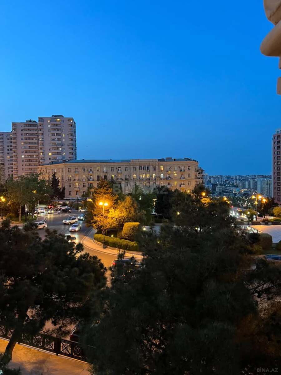 3-комн. вторичка - м. Ичеришехер - 80 м² (2)