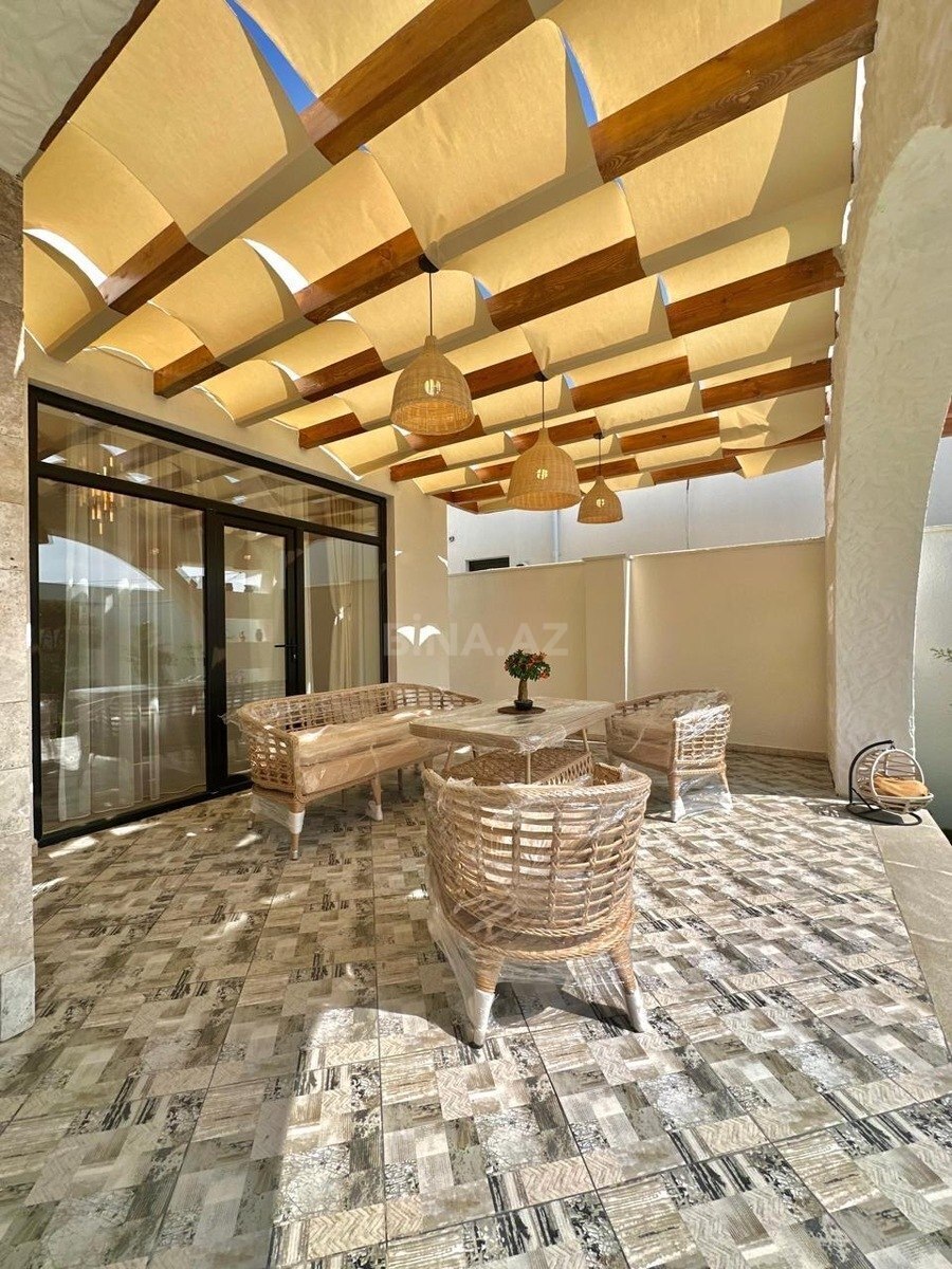 4 otaqlı həyət evi/bağ evi - Şüvəlan q. - 240 m² (11)