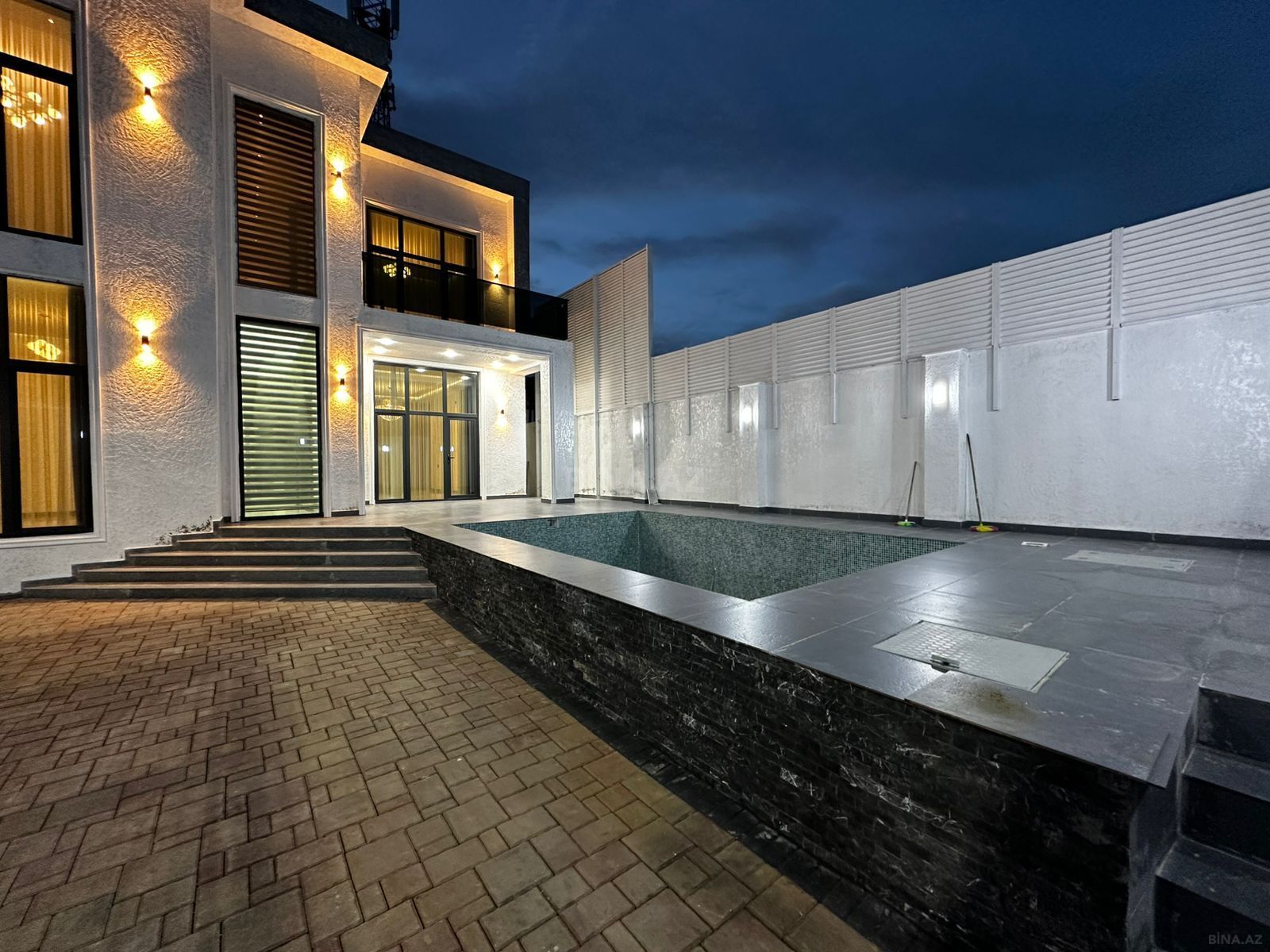 5 otaqlı həyət evi/bağ evi - Mərdəkan q. - 220 m² (2)
