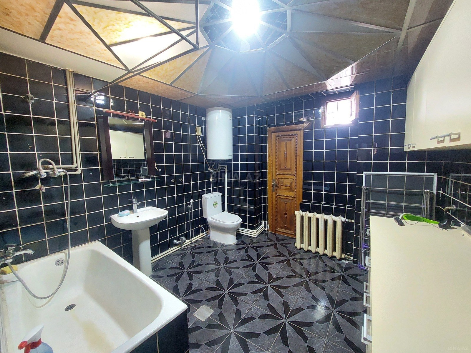 5 otaqlı köhnə tikili - Azadlıq Prospekti m. - 133 m² (23)