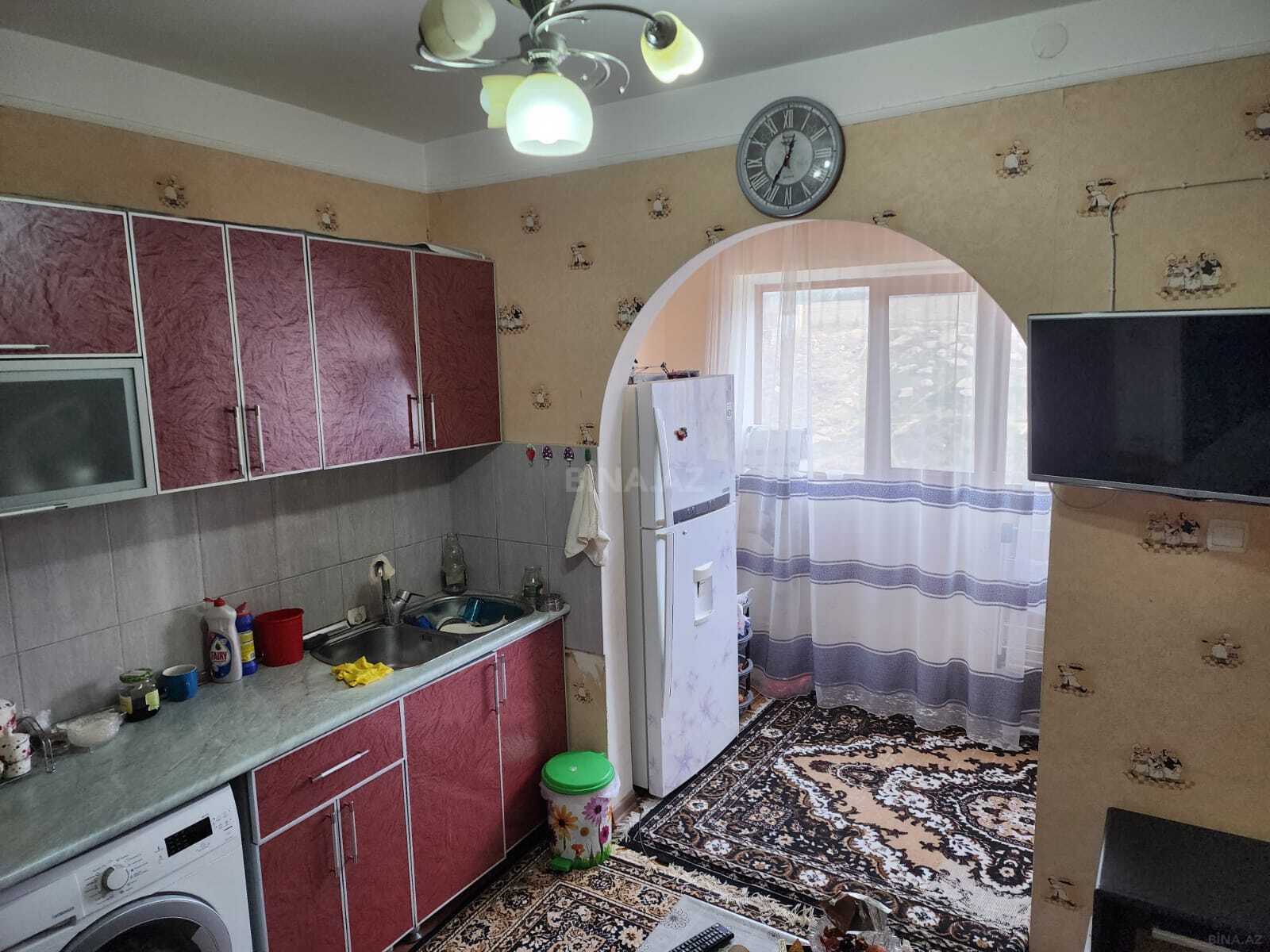 3 otaqlı köhnə tikili - Həzi Aslanov q. - 80 m² (13)