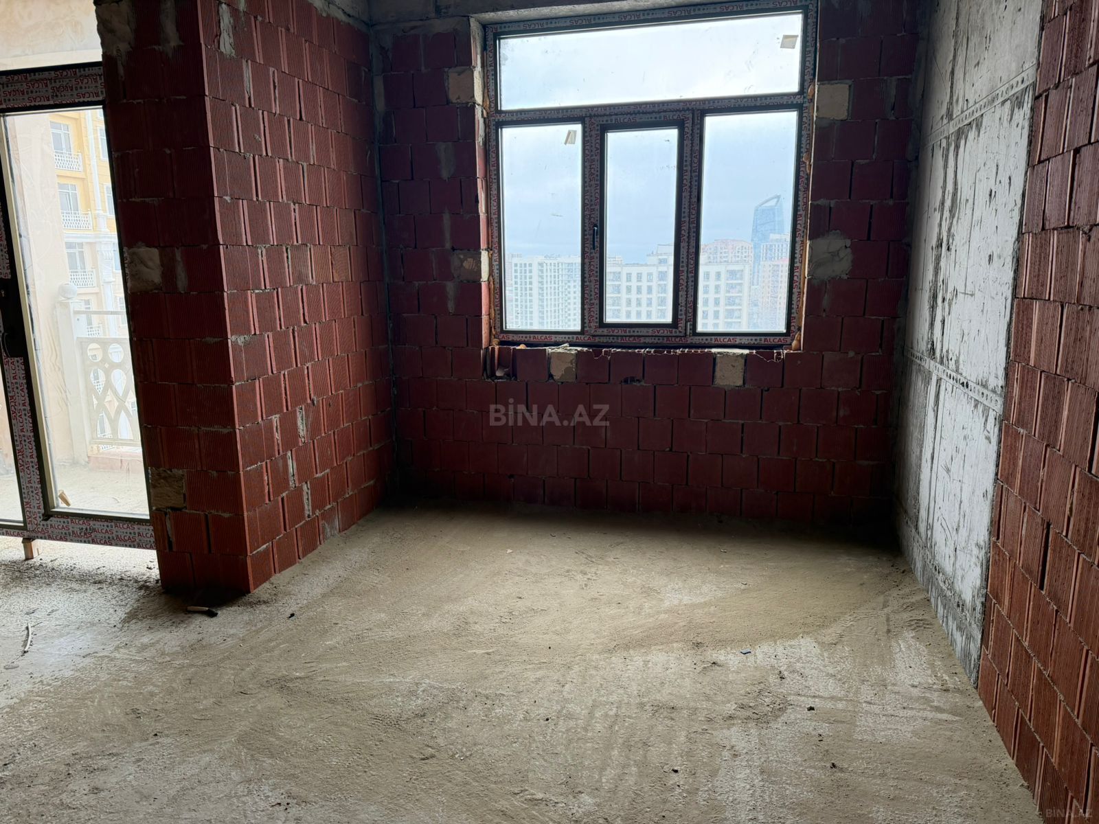 4-комн. новостройка - м. 28 мая - 221.2 м² (7)