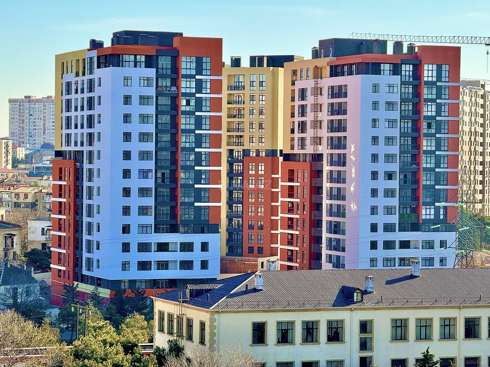 2 otaqlı yeni tikili - Qara Qarayev m. - 68.5 m² (1)